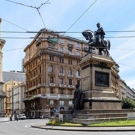 Napoliving Ξενοδοχείο Εξωτερικό φωτογραφία