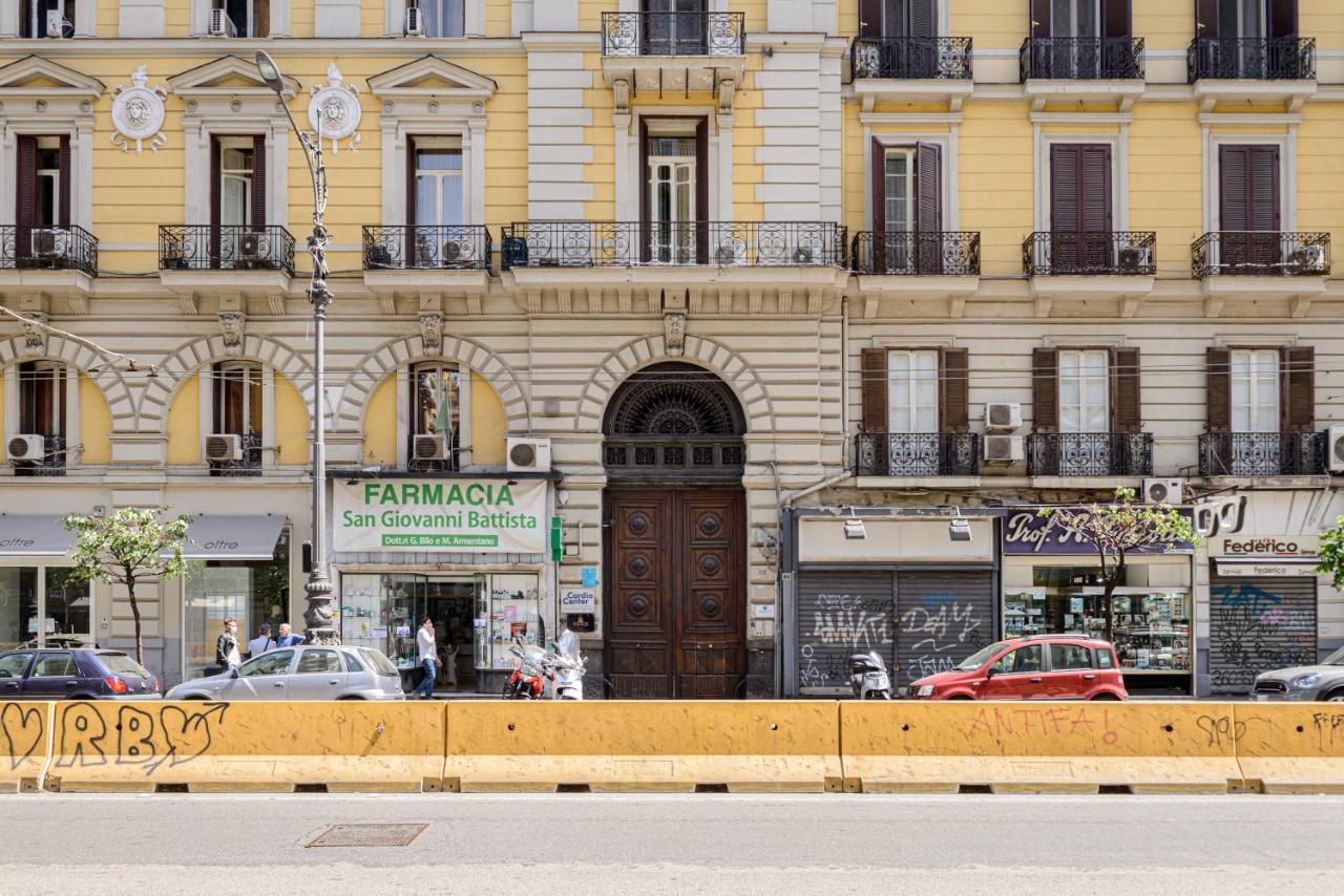 Napoliving Ξενοδοχείο Εξωτερικό φωτογραφία